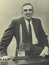 Клиффорд Саймак — биография писателя, который сделал фантастику человечной